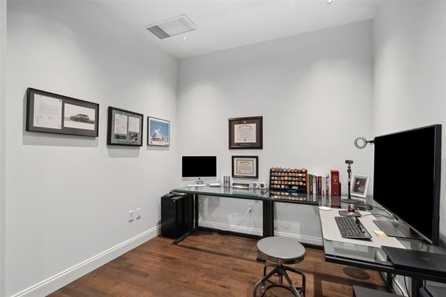 2600 W 7th Street - Photo 12