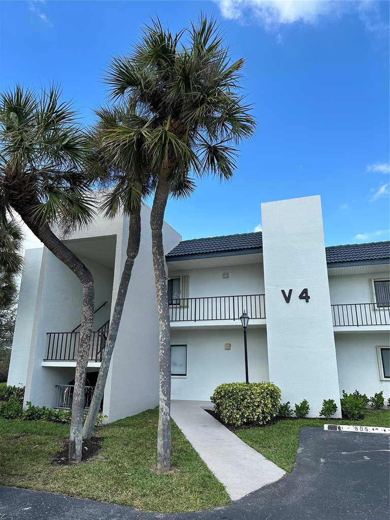 1605 Us Highway 1 V-4 - Photo 19
