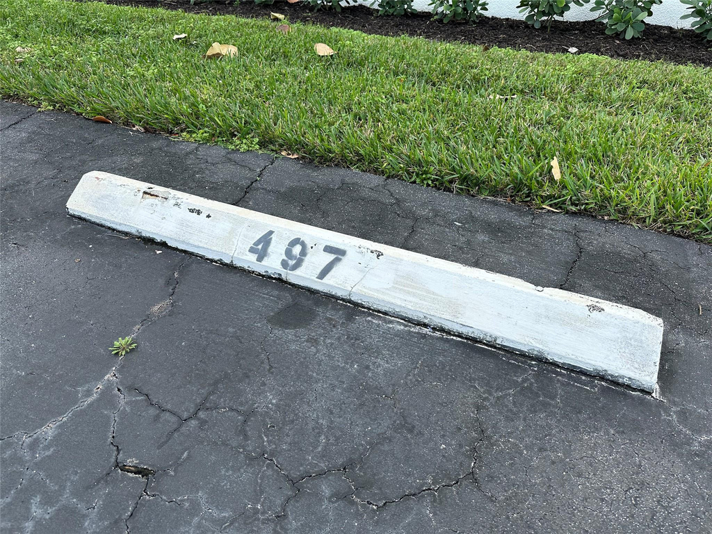 1605 Us Highway 1 V-4 - Photo 20