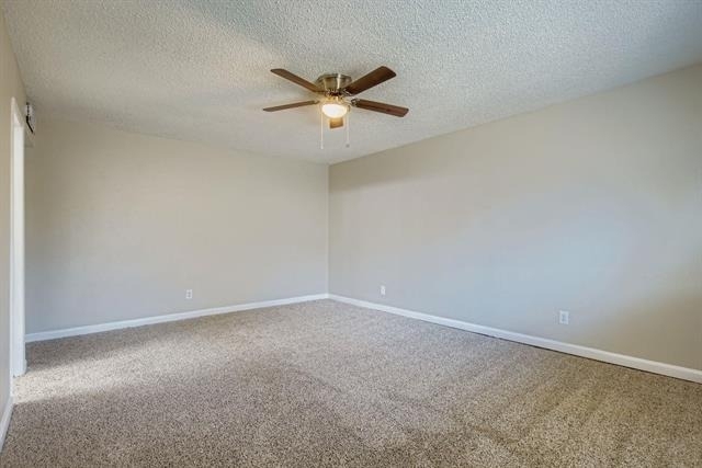 9117 Fairmont Circle - Photo 15