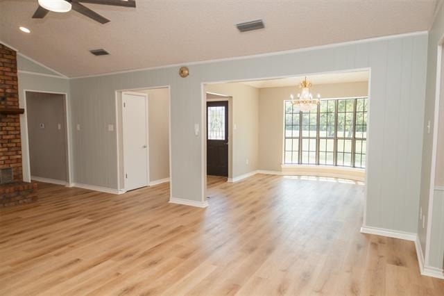 6373 Fm 2101 - Photo 6