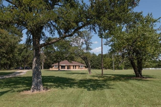 6373 Fm 2101 - Photo 0
