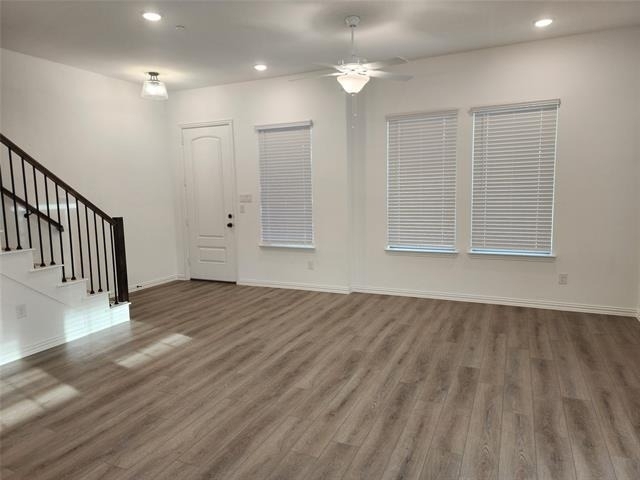 627 Redwood Way - Photo 4