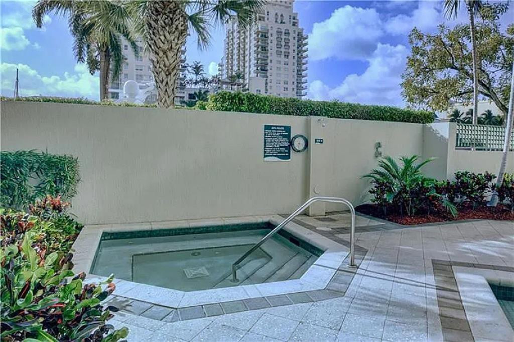 401 Sw 4th Avenue - Photo 16