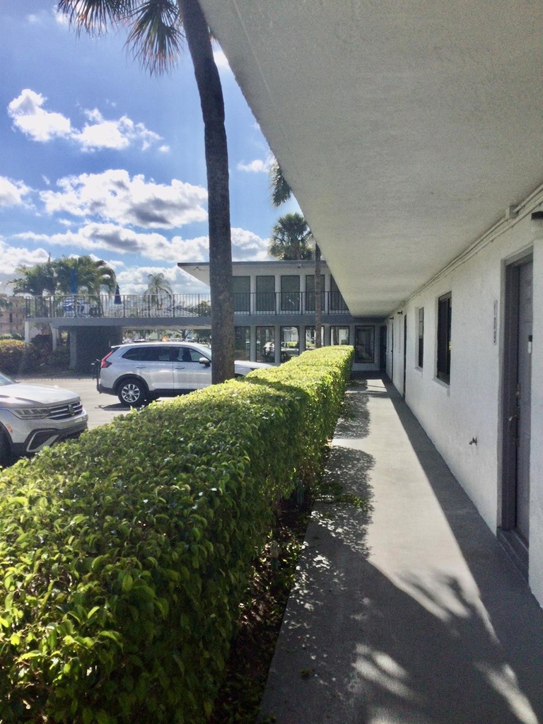 9233 Sw 8th Street - Photo 1