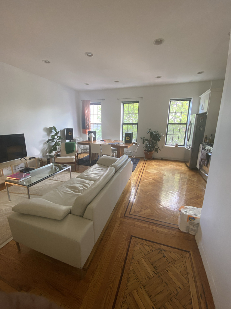1430 Hancock Street - Photo 4