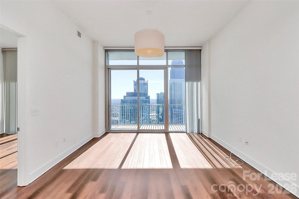 215 Pine Street N - Photo 16