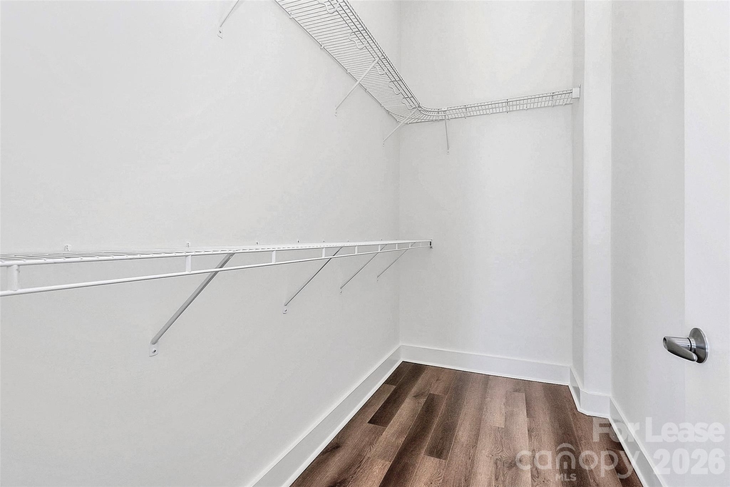 215 Pine Street N - Photo 26