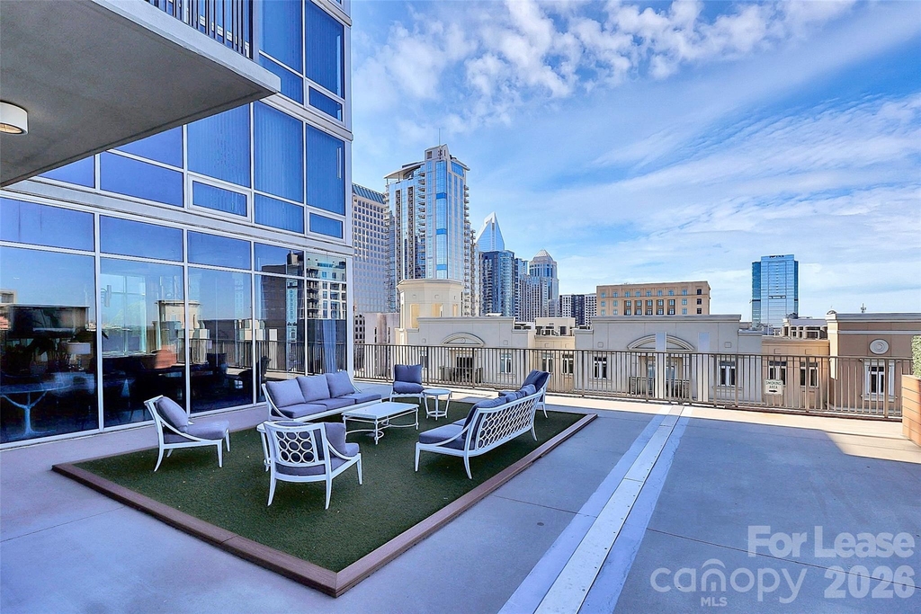 215 Pine Street N - Photo 31