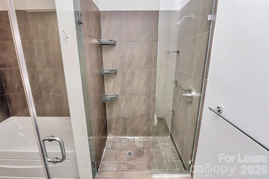 215 Pine Street N - Photo 25