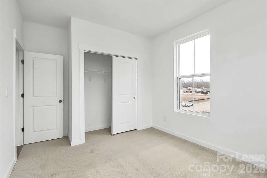 7009 Westrow Avenue - Photo 9