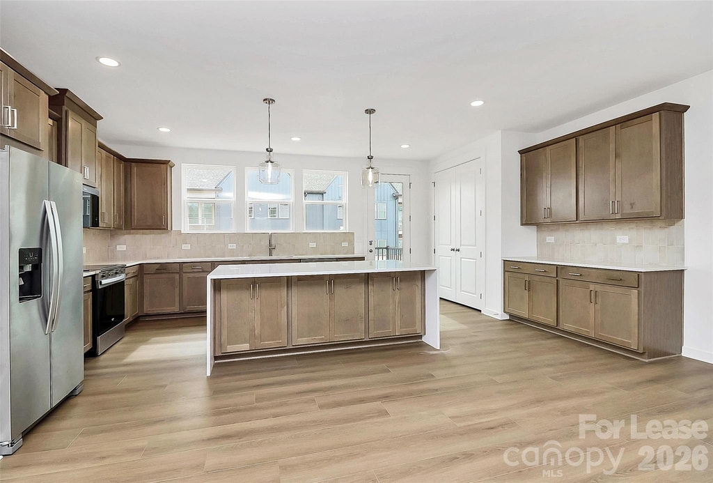7009 Westrow Avenue - Photo 3