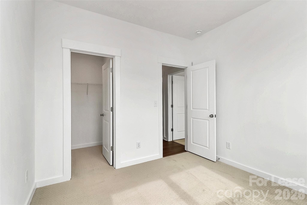 7009 Westrow Avenue - Photo 6
