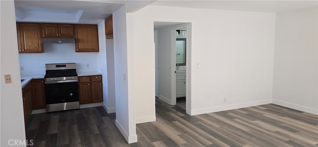 840 S Anaheim Boulevard - Photo 1