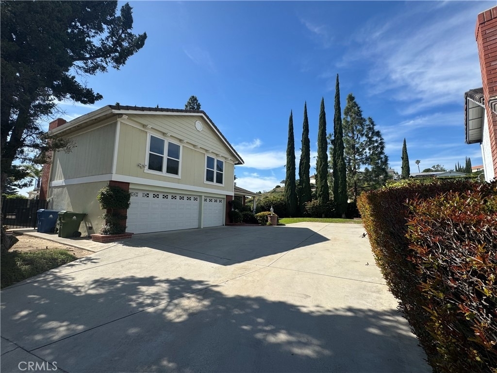 11445 Etiwanda - Photo 0