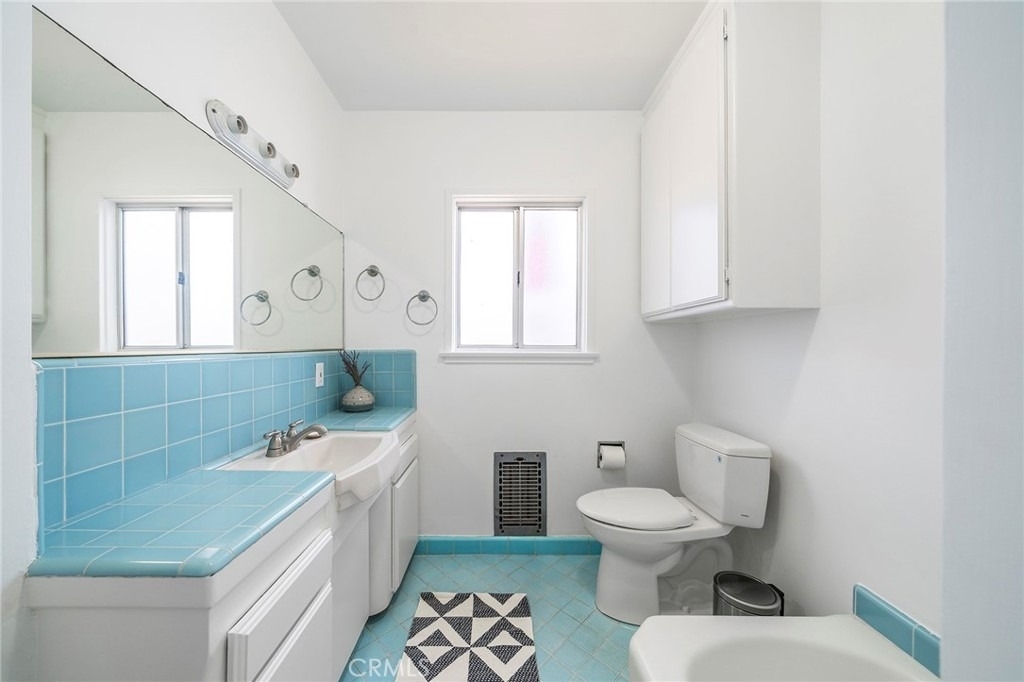 333 28th Street - Photo 19