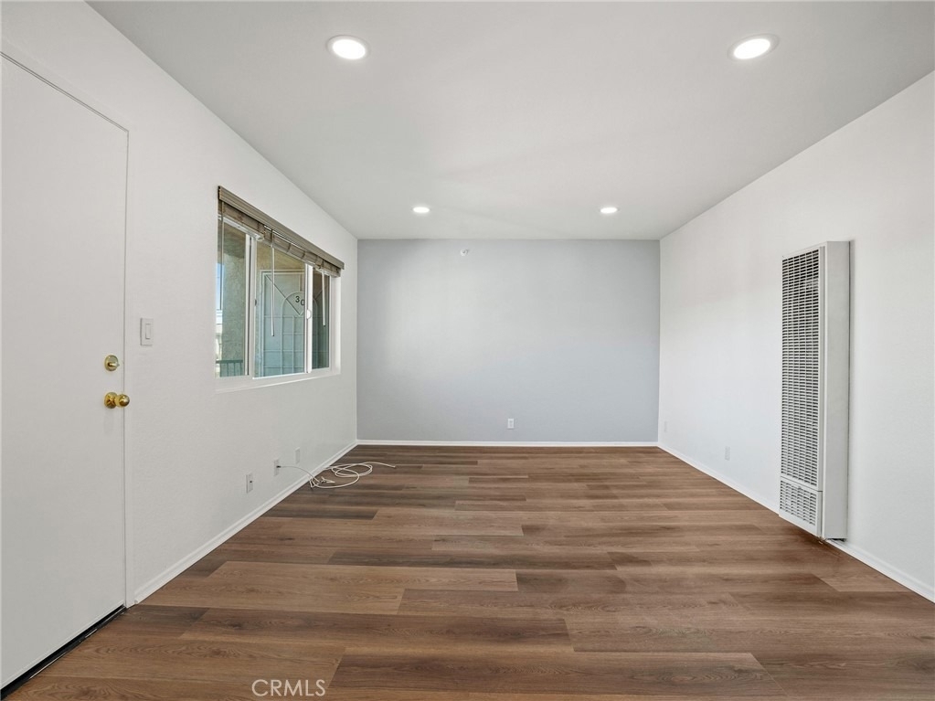 14405 Cerise Avenue - Photo 3