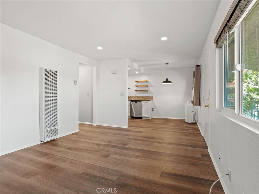 14405 Cerise Avenue - Photo 2