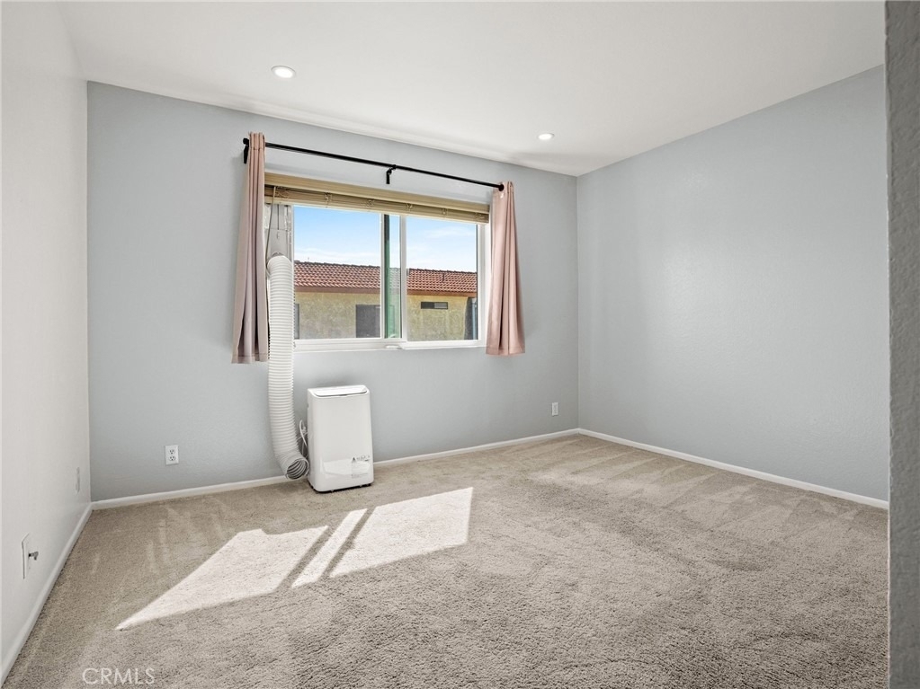 14405 Cerise Avenue - Photo 9