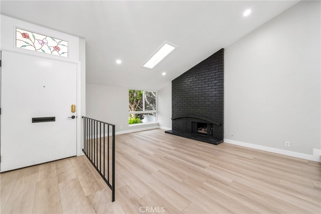 9374 Fleetwood Street - Photo 3
