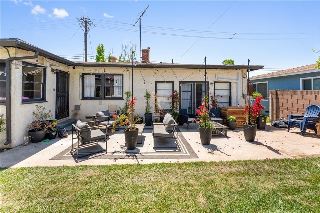 923 W Maple Avenue - Photo 18