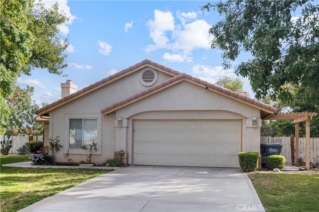15589 Cheyenne - Photo 0