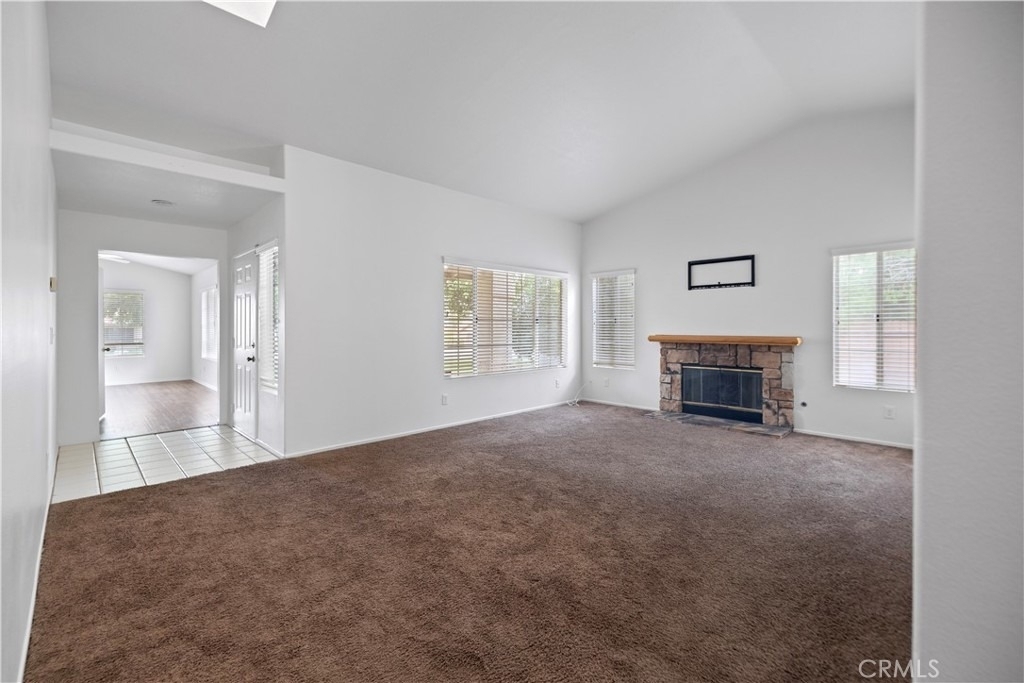 15589 Cheyenne - Photo 2
