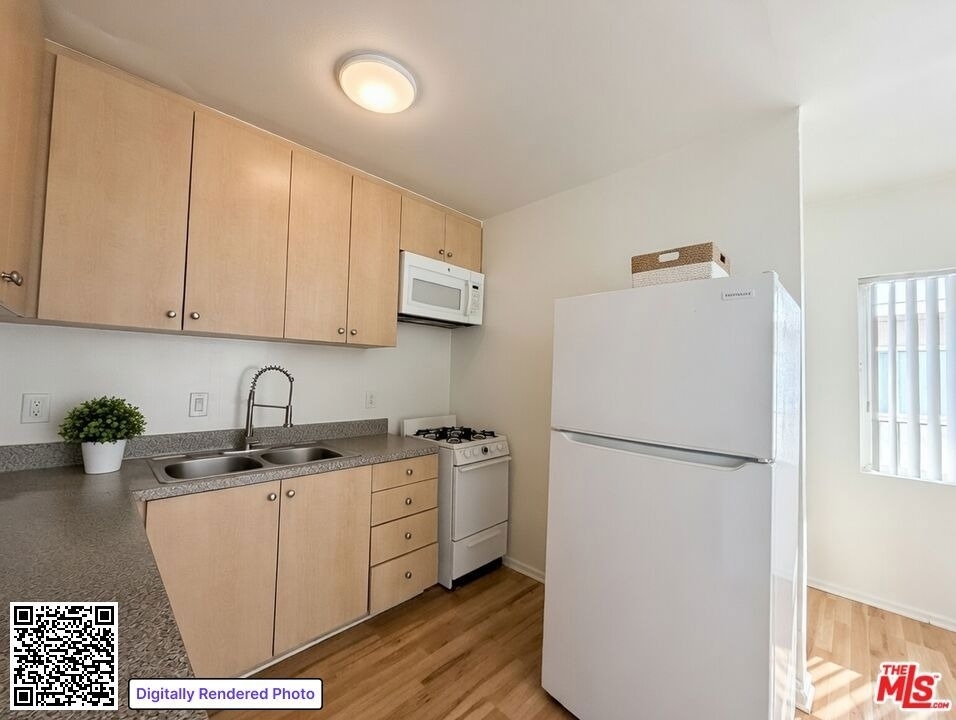 1211 W 28th Street - Photo 1