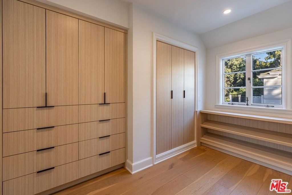 702 N Beverly Drive - Photo 35