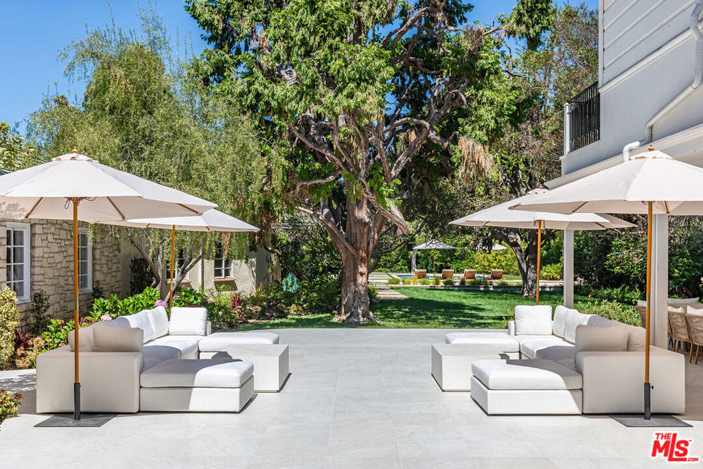 702 N Beverly Drive - Photo 47