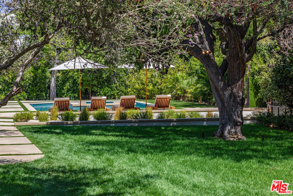 702 N Beverly Drive - Photo 48