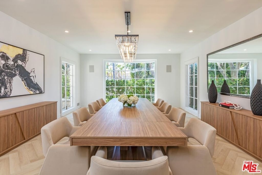 702 N Beverly Drive - Photo 9