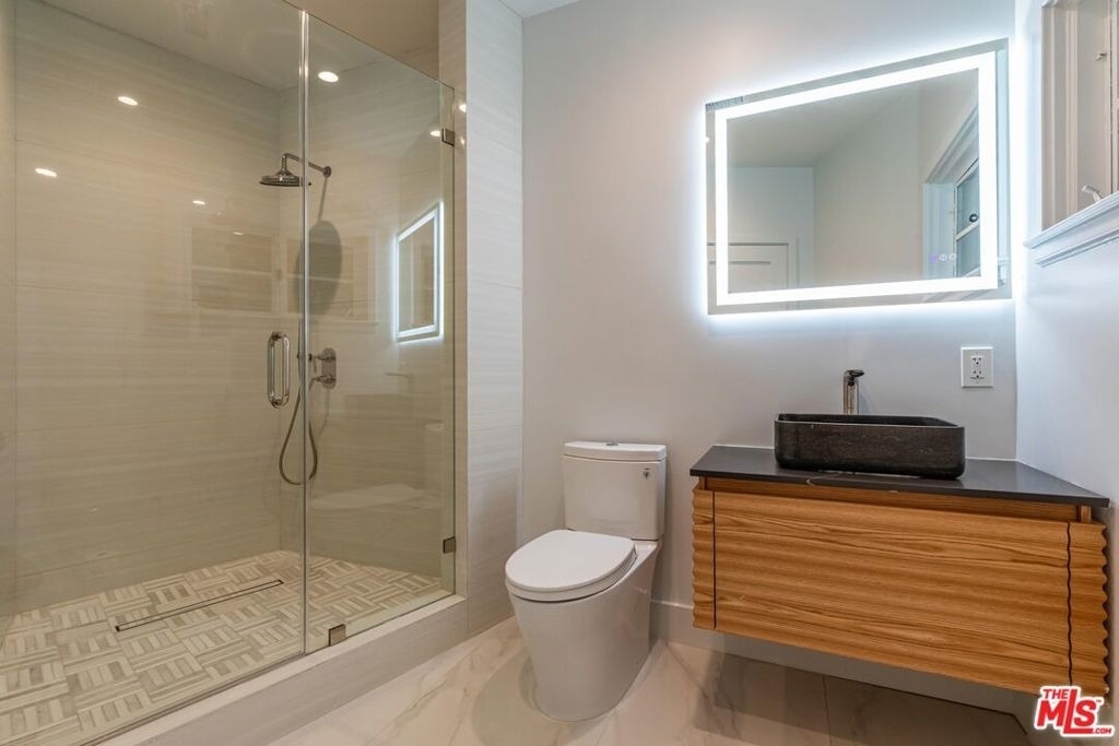702 N Beverly Drive - Photo 41