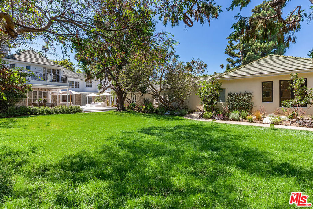 702 N Beverly Drive - Photo 49