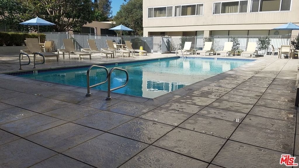 10450 Wilshire - Photo 18