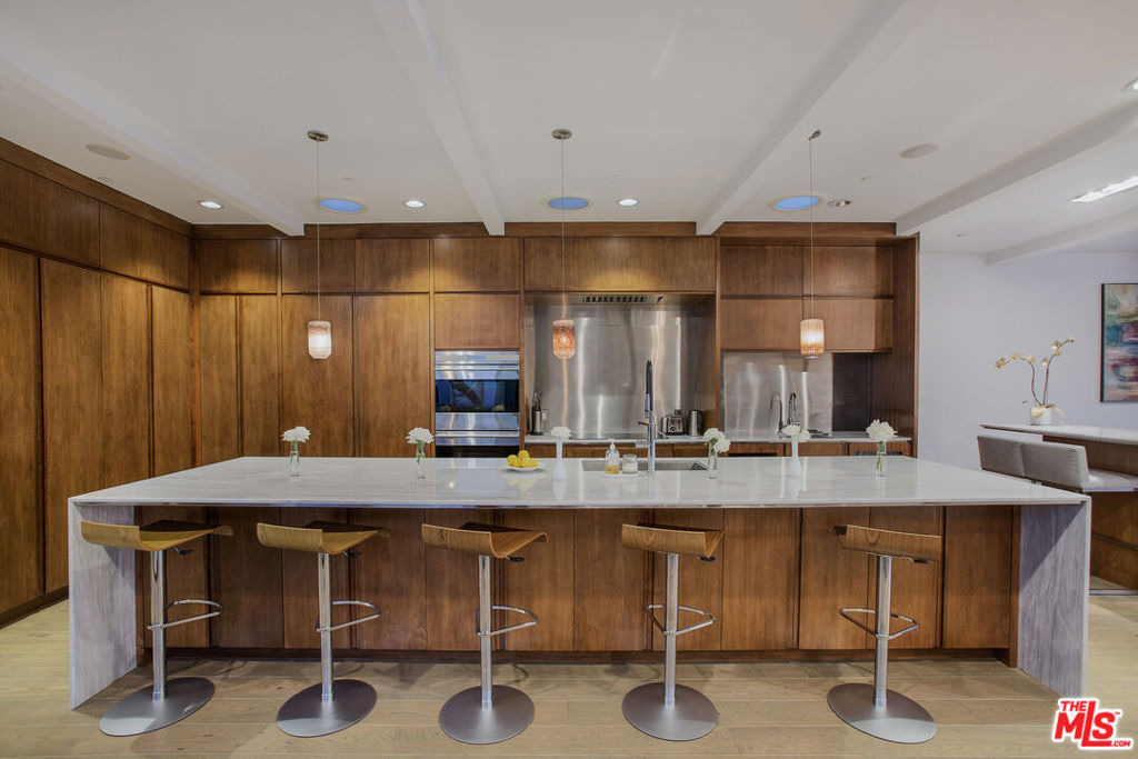2105 E Balboa Boulevard - Photo 17