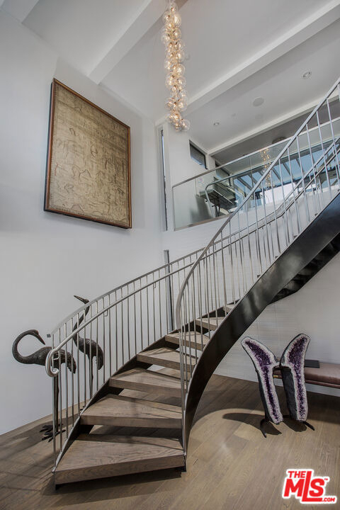 2105 E Balboa Boulevard - Photo 5