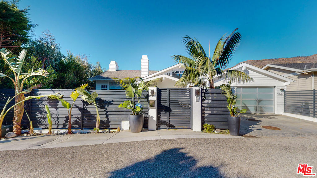 31844 Seafield Drive - Photo 1