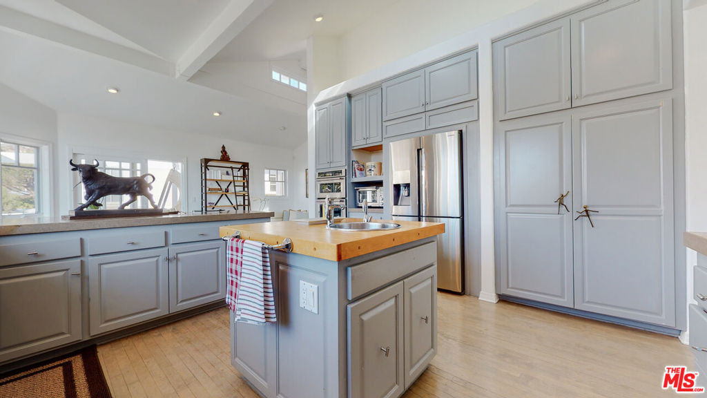 31844 Seafield Drive - Photo 10