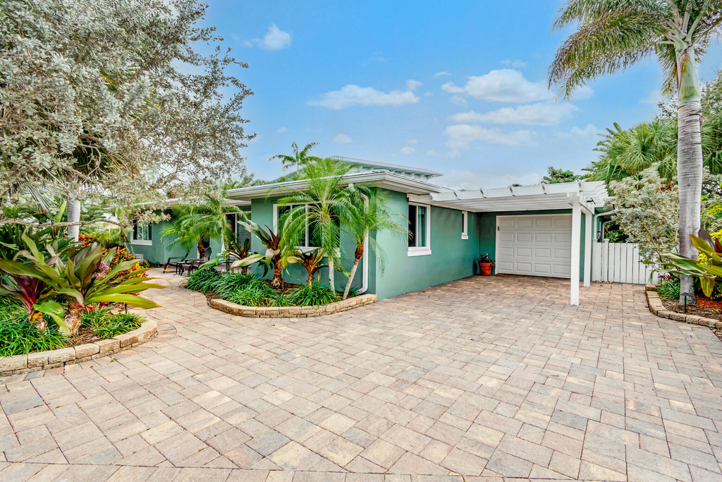440 Jupiter Lane - Photo 2