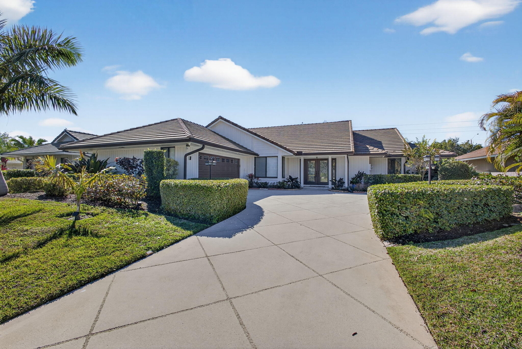 168 Thornton Drive - Photo 1