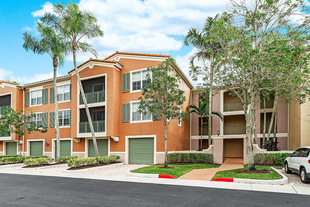 11740 Saint Andrews Place - Photo 0