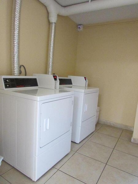 7000 Nw 186th Street - Photo 8