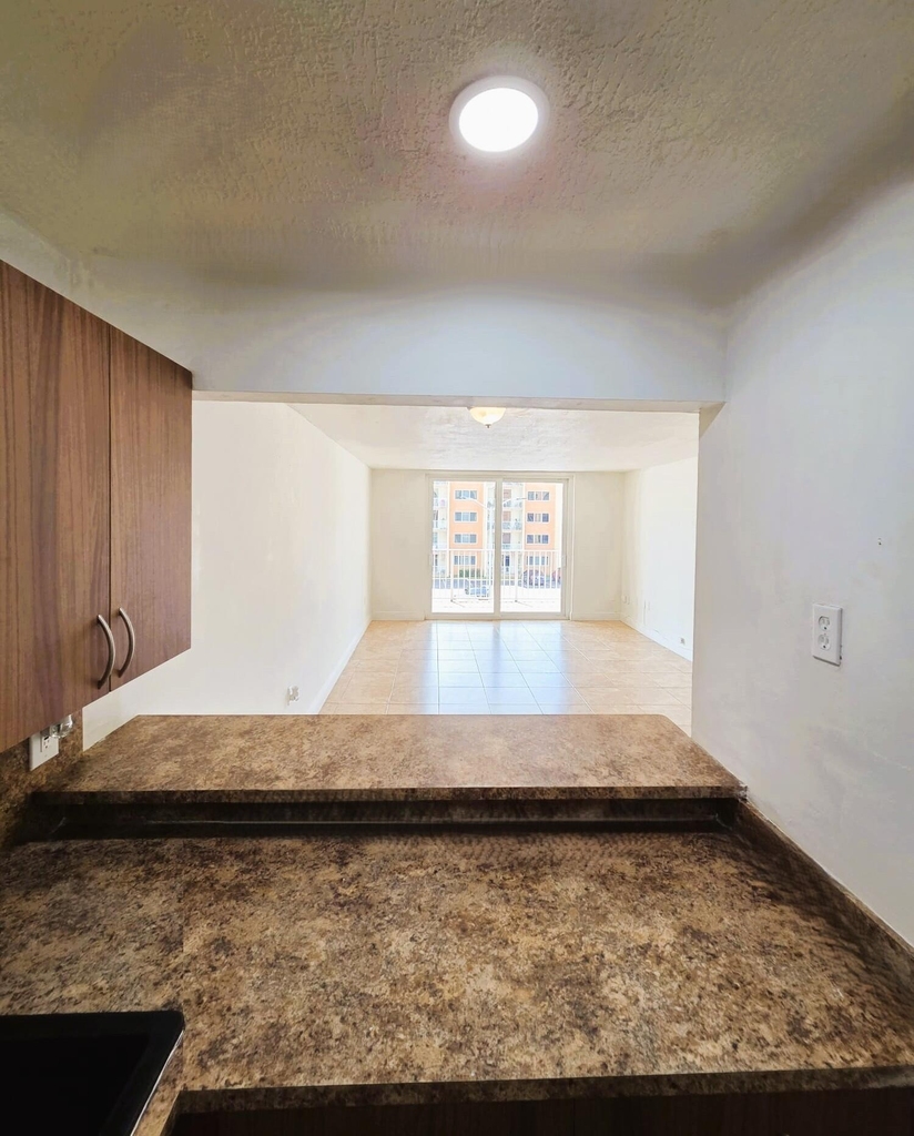 7000 Nw 186th Street - Photo 26