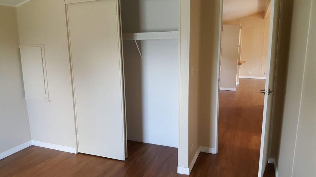 11887 Anchorage Way - Photo 8