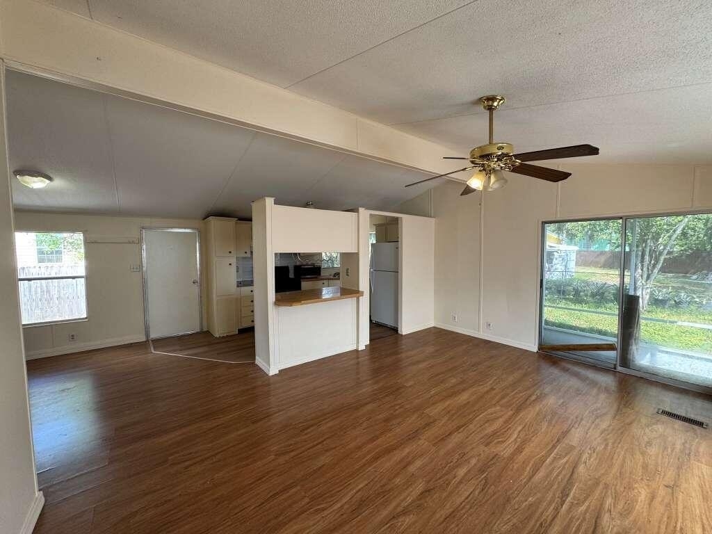 11887 Anchorage Way - Photo 2