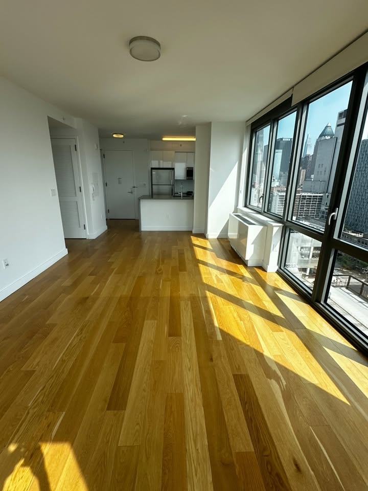Upper West Side - Photo 7