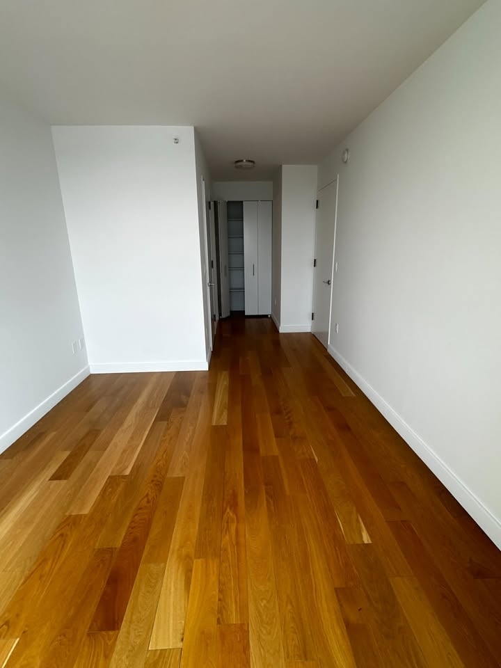 Upper West Side - Photo 12