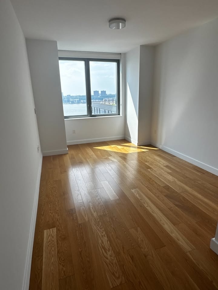 Upper West Side - Photo 15