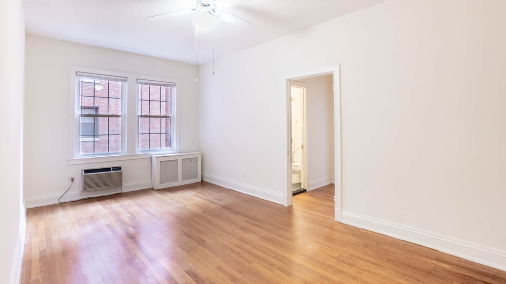 4850 Connecticut Ave. Nw - Photo 10